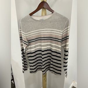 Grey long sleeve tee